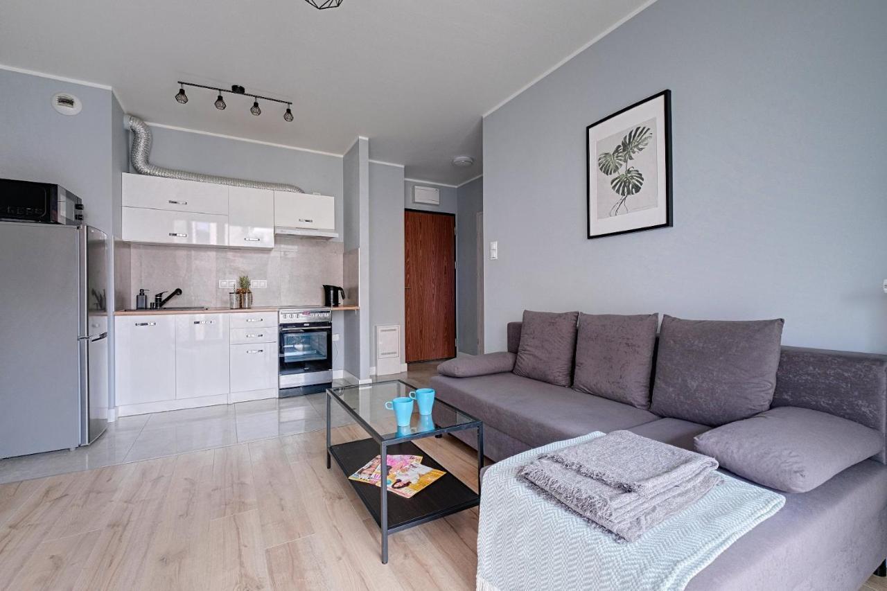 2Br Apt Strzelecka 24 With Balcony Apartment Warsaw Exterior photo